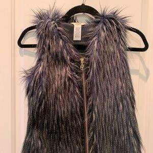 Guess kids Faux fur vest lined navy blue tan